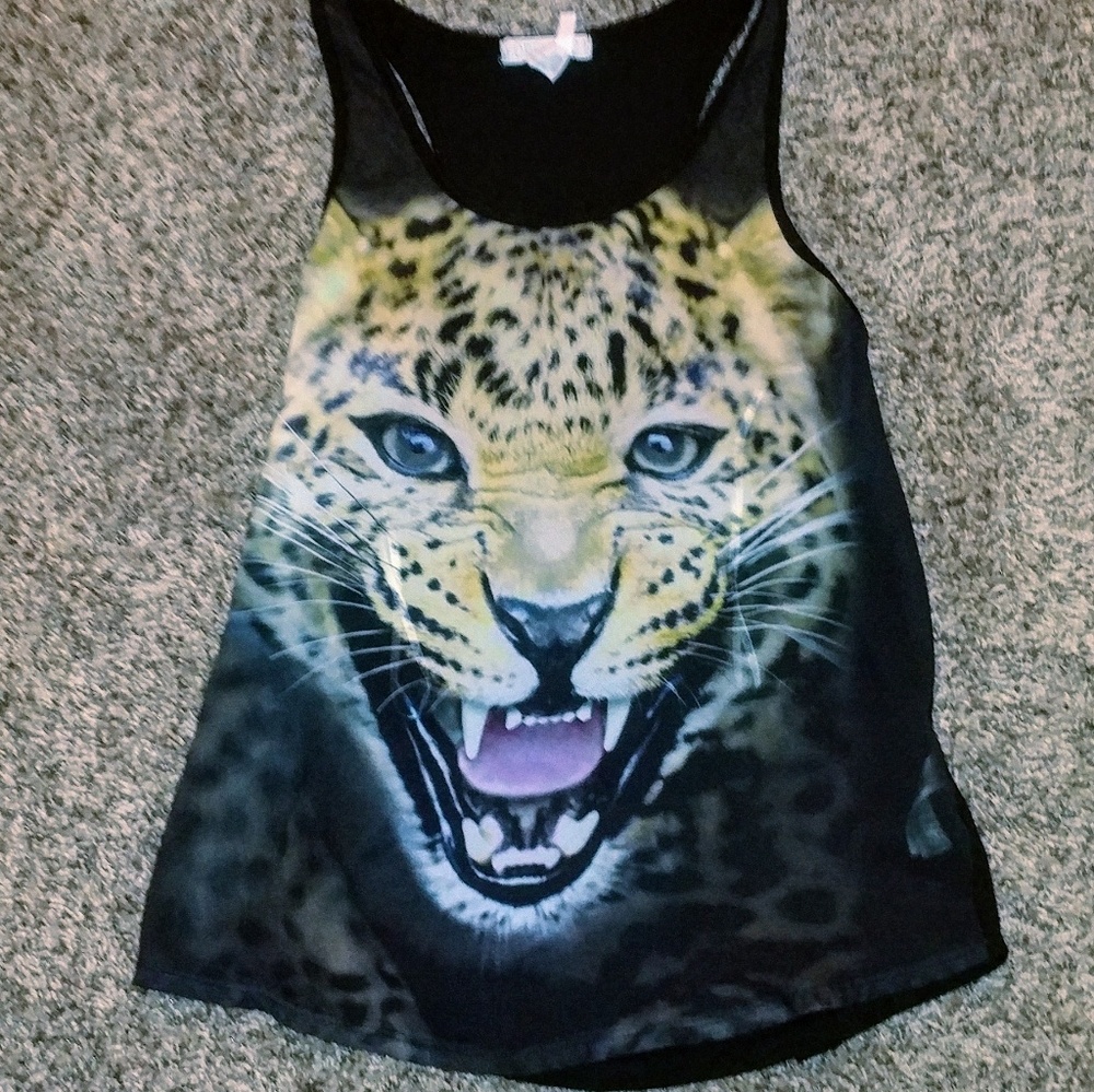 😼Forever 21 cat tank 😼