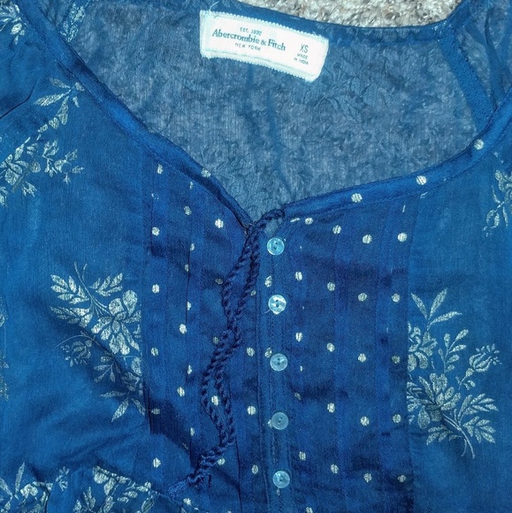 ✴Abercrombie & Fitch✴ sheer blouse - Picture 2 of 2
