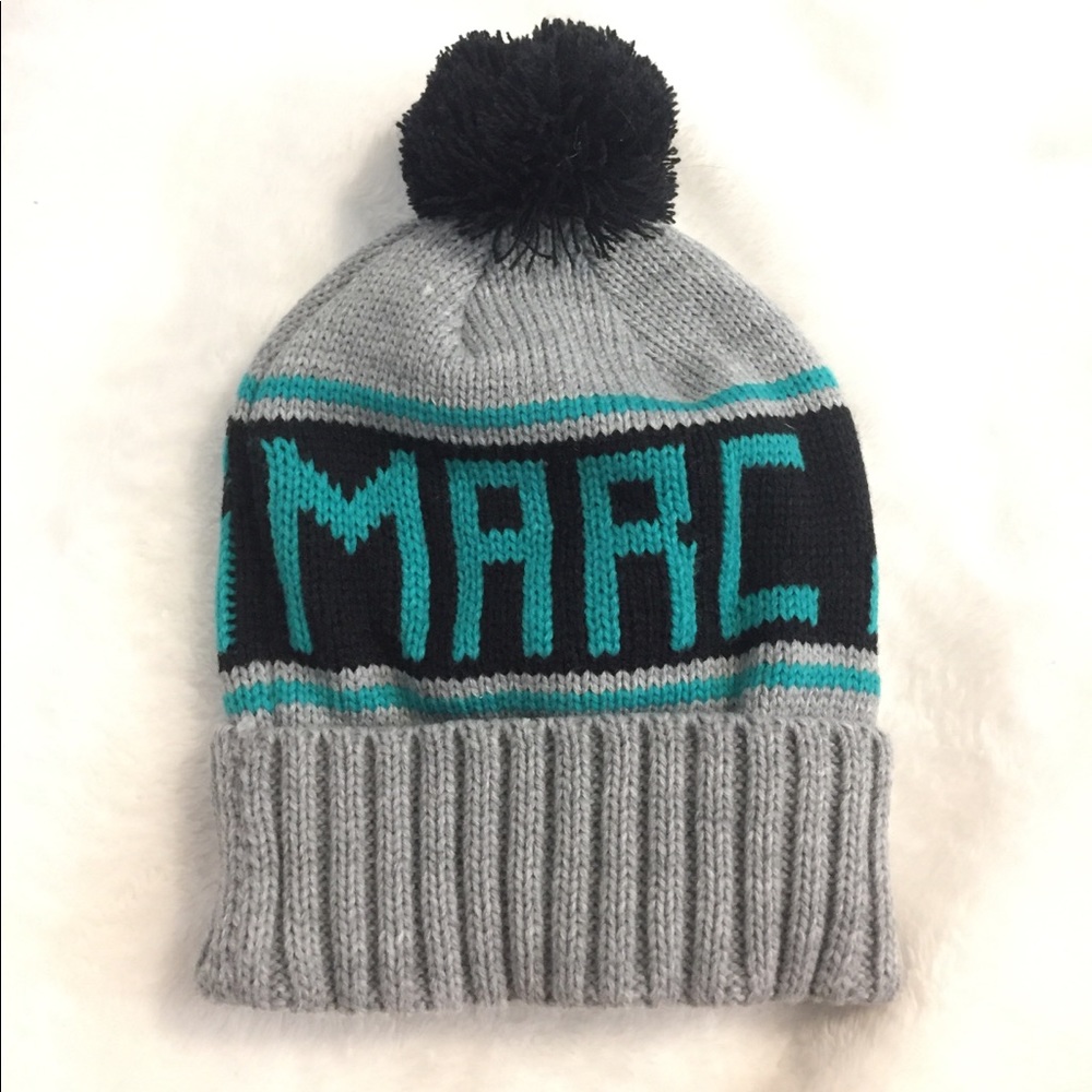 Marc Jacobs beanie in teal RARE