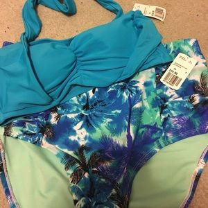 Forever 21 Swim - NWT Forever21 High Waisted Bikini Forever 21 Swim - NWT Forever21 High Waisted Bikini