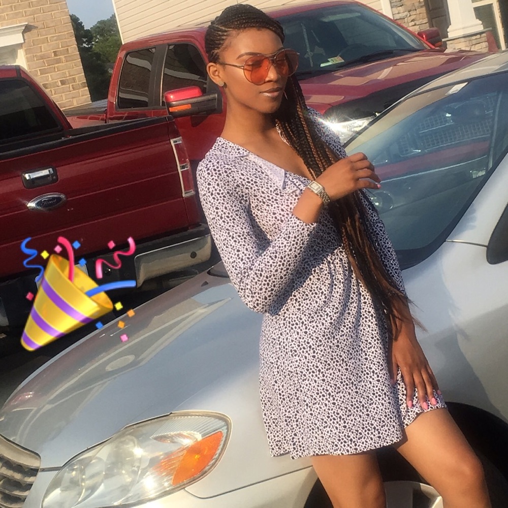 Meet your Posher, Cierra