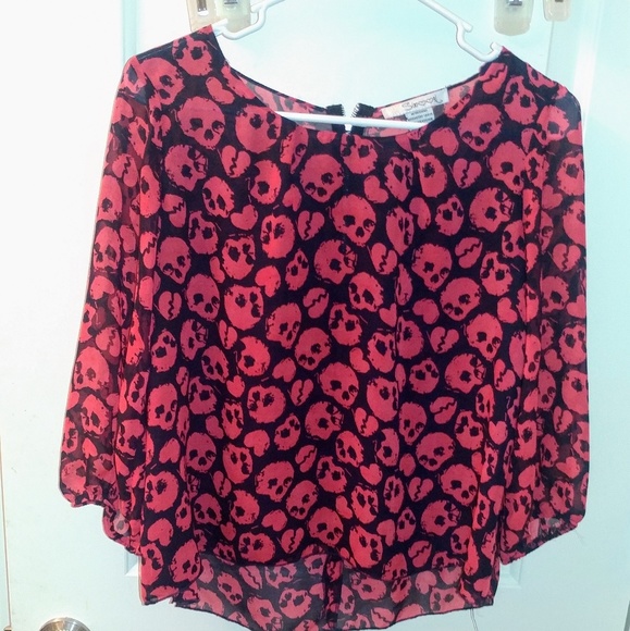 Skull print 3/4 sleeve blouse - Picture 2 of 2