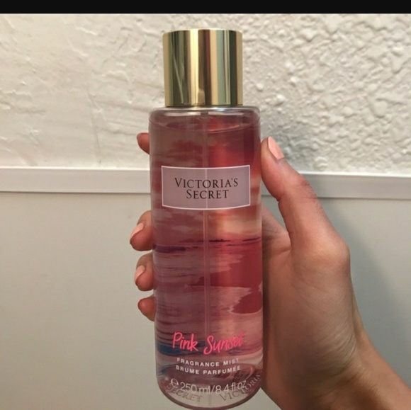 39 other vs pink sunset fragrance lotion spray set from s closet on poshmark 39 other vs pink sunset fragrance lotion spray set from s closet on poshmark