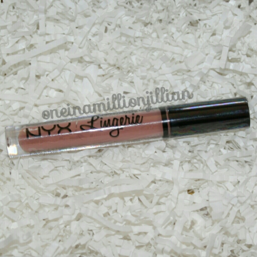 NYX Lip Lingerie Liquid Lipstick - Lace Detail - Picture 2 of 3