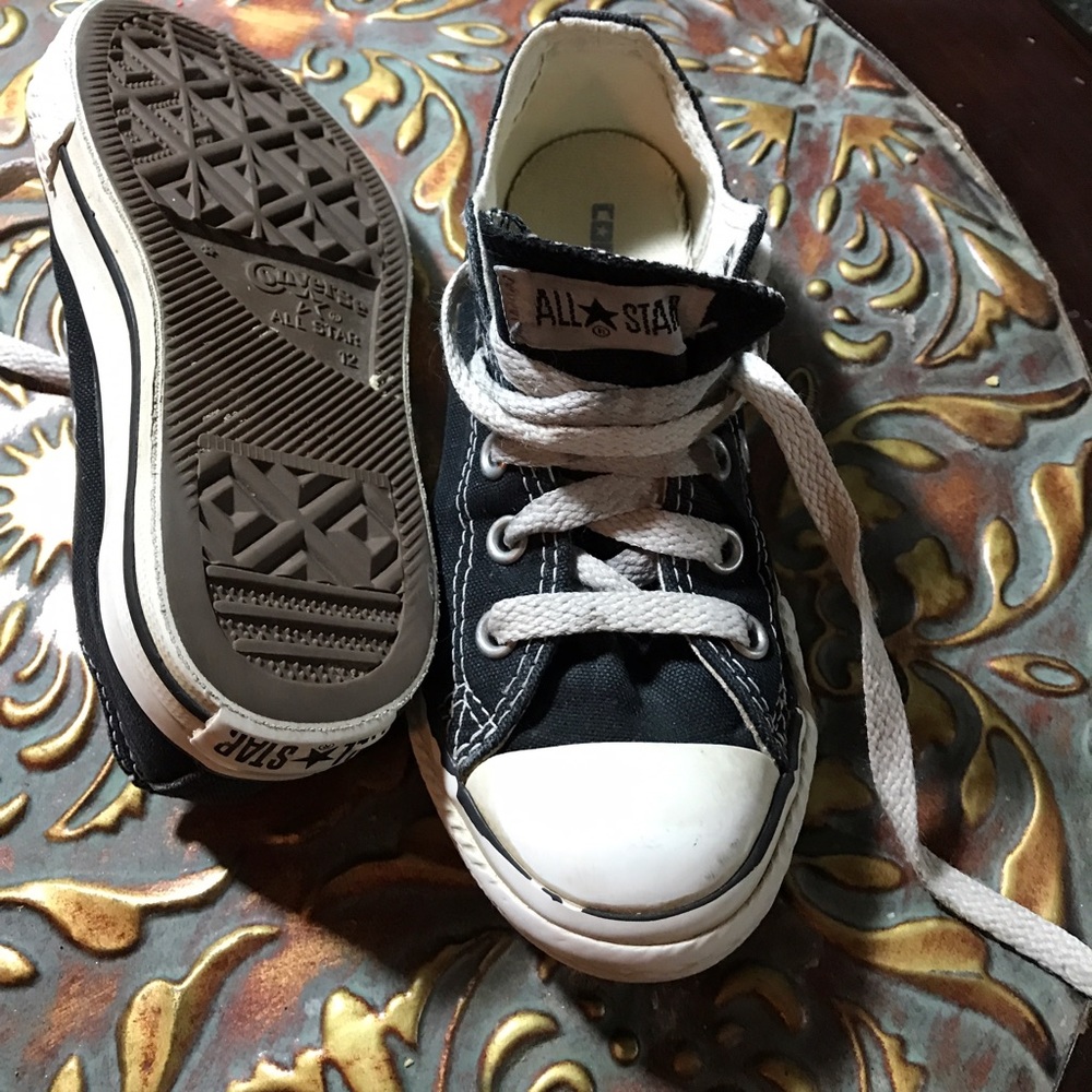 Classic black Converse