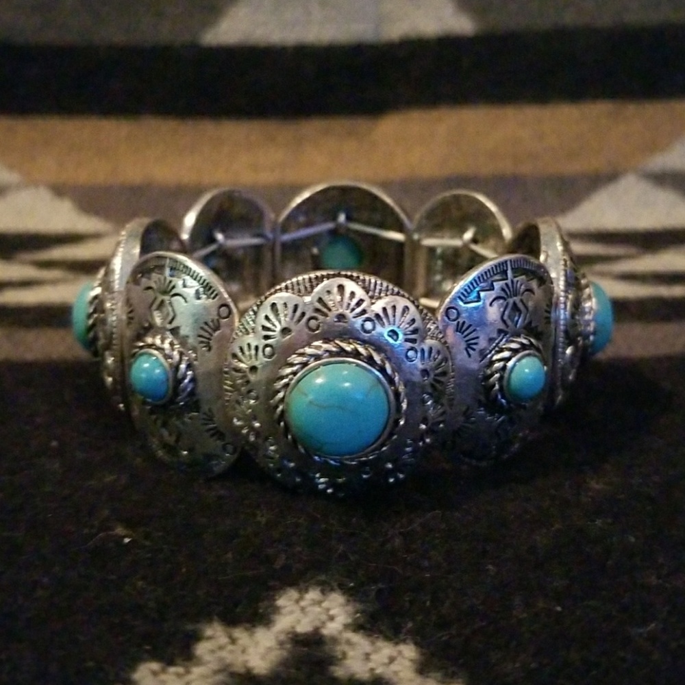 Silvertone & Faux Turquoise Stretch Bracelet