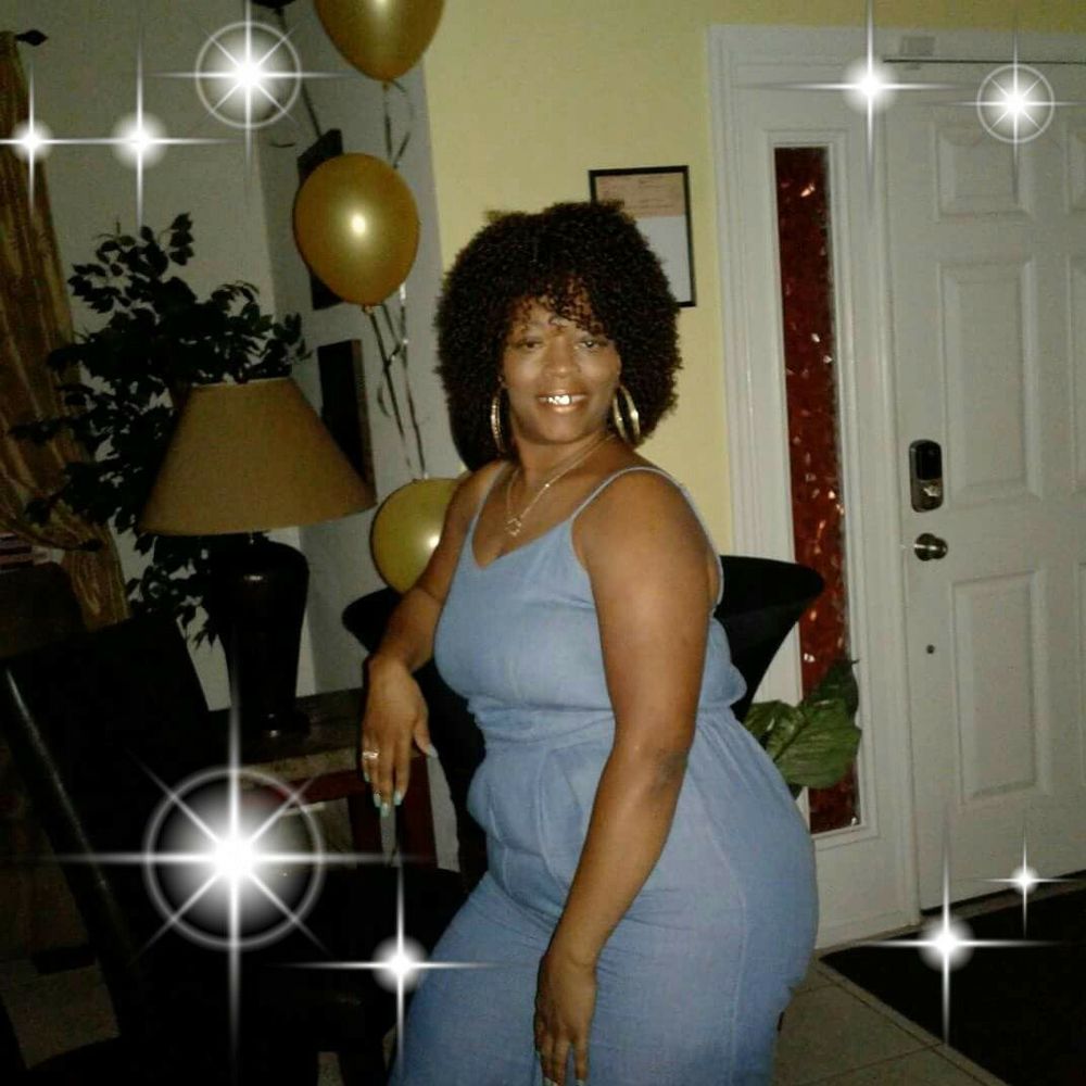 Meet your Posher, Pam