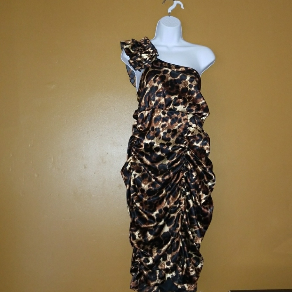 PLUS - Animal Print Ruched Dress
