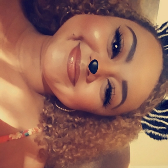 Meet your Posher, Malery - Picture 4 of 5