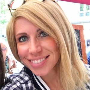 Meet your Posher, Whitney