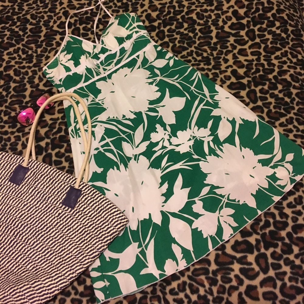 Beach Hawaiian 🌺 Dress Size 9
