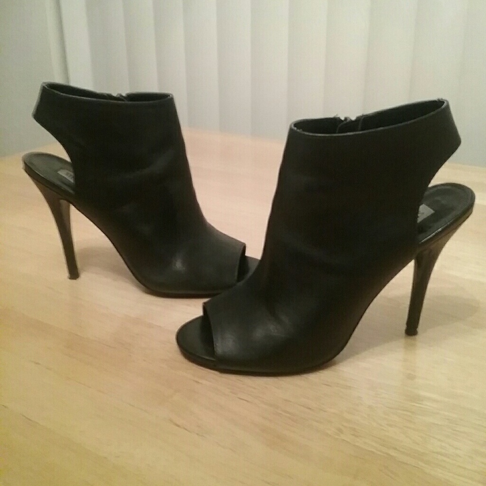 Steve Madden Black RocknRol High-Heel Booties