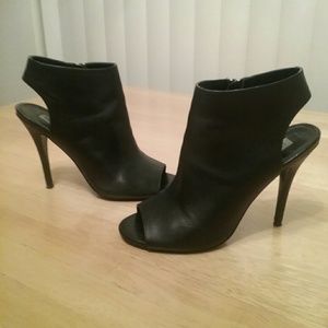 Steve Madden Black RocknRol High-Heel Booties