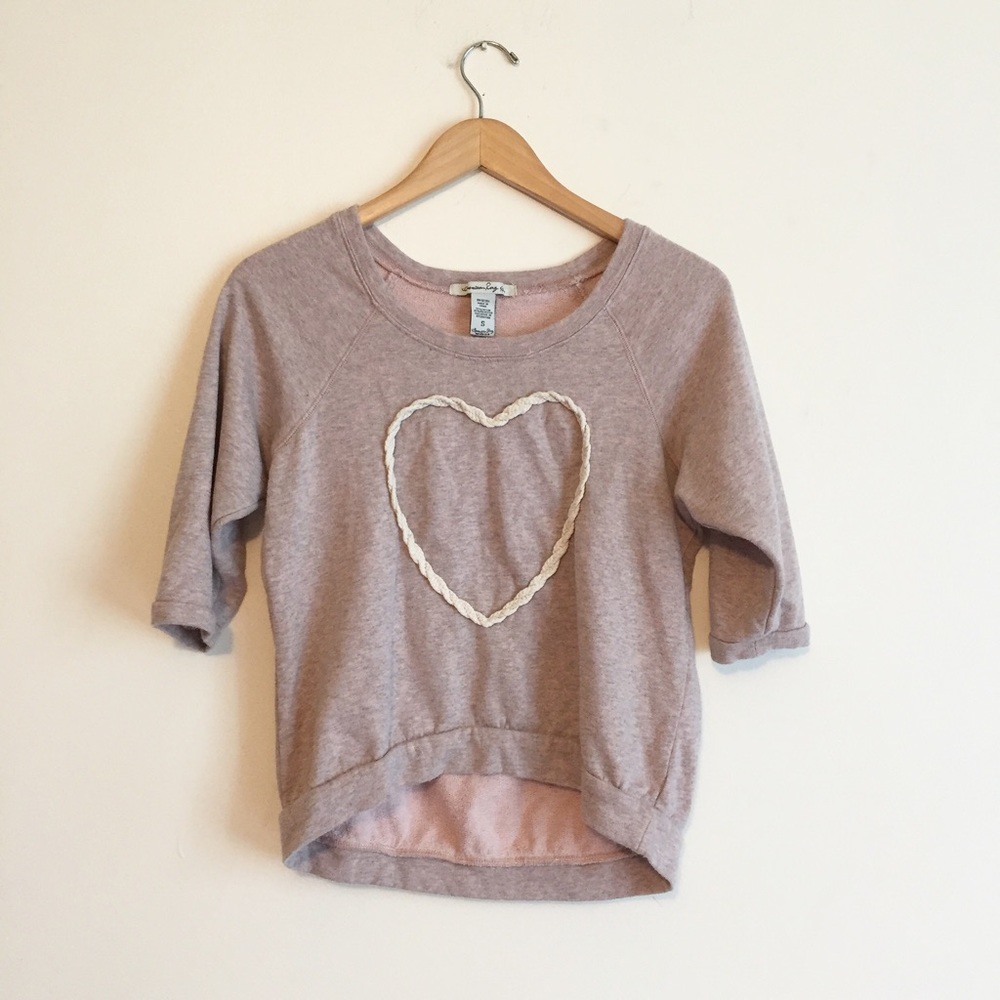 🔴4/$10 American Rag heart sweater size SMALL