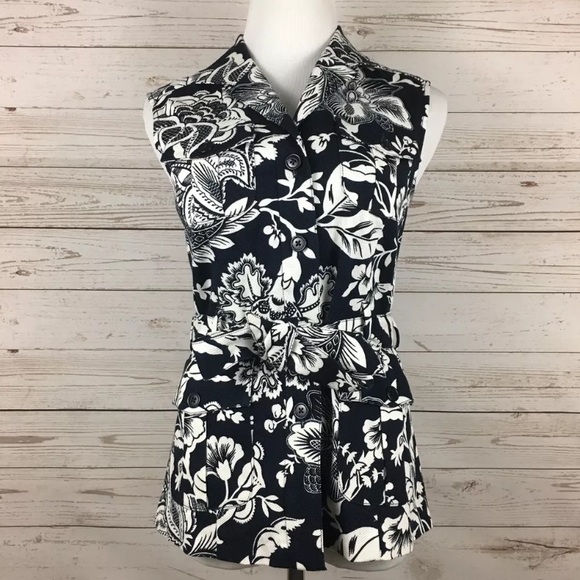 Tommy Bahama Jackets & Blazers - TOMMY BAHAMA Navy & White Belted Vest