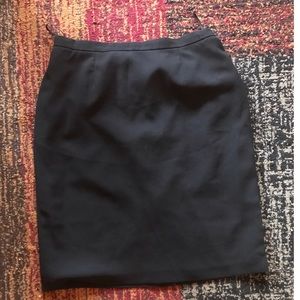 Black Fully Lined Suit Skirt - size 18w