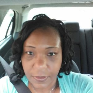 Meet your Posher, Rhonda