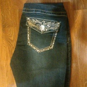 Maternity skinny jeans