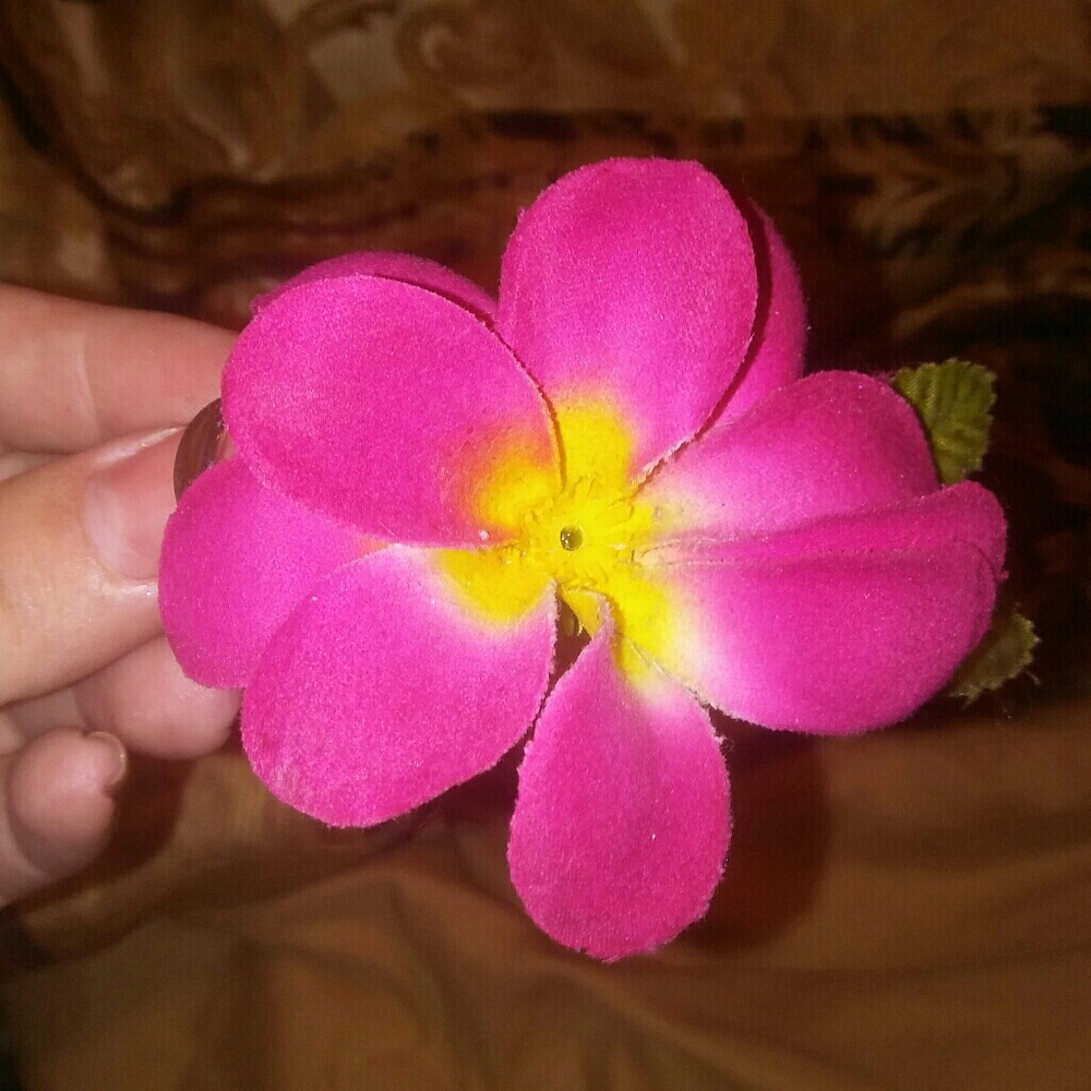 Plumeria hair clip