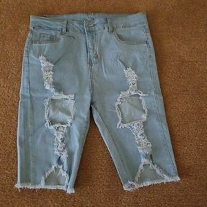 Women fitted cut out thigh shorts