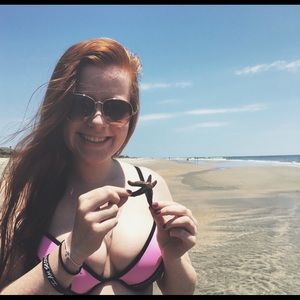Meet your Posher, Kayla