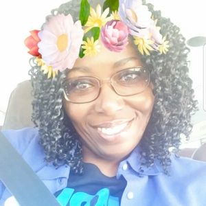 Meet your Posher, Latoya