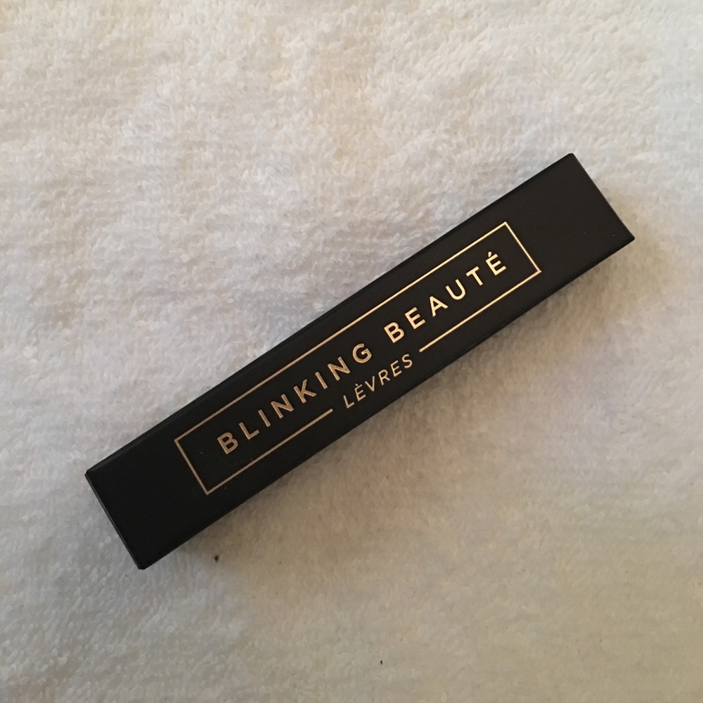 Blinking Beaute Liquid Lipstick