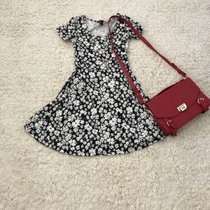 Forever 21 Daisy Print Dress