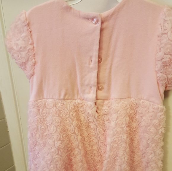 Pink with lacy roses dress - Picture 2 of 3