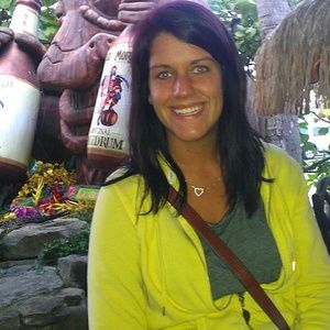 Meet your Posher, Natalie