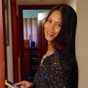 Meet your Posher, Imelda