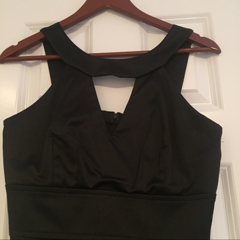 Black Satin Cocktail Dress Size 7 - Picture 2 of 4