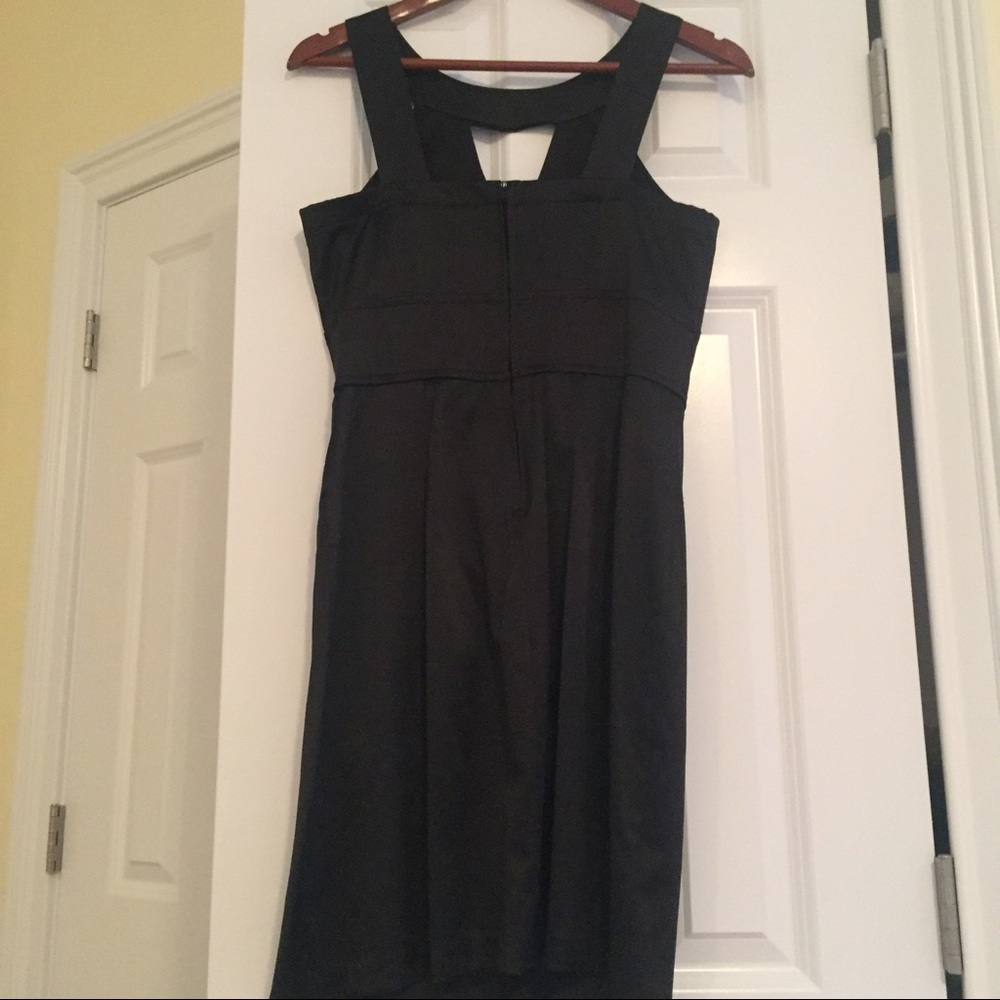 Black Satin Cocktail Dress Size 7 - Picture 3 of 4