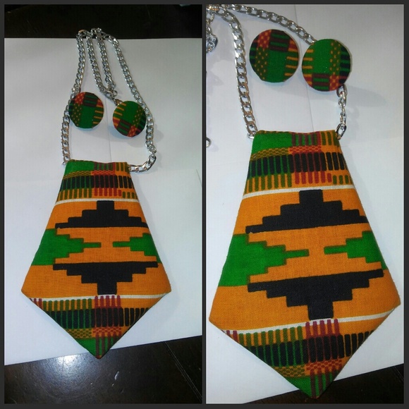 Jewelry - Beautiful necklace set