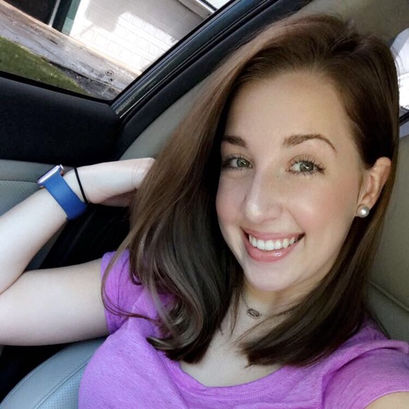 Meet your Posher, Lexie - Picture 1 of 1