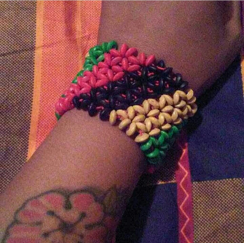 (sold out) wood African bracelet