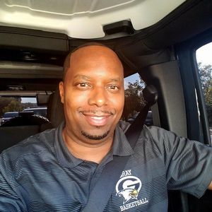 Meet your Posher, Dion