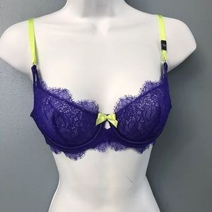 Victoria's Secret Bra 32B Unlined Demi