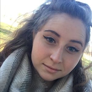 Meet your Posher, Zoe