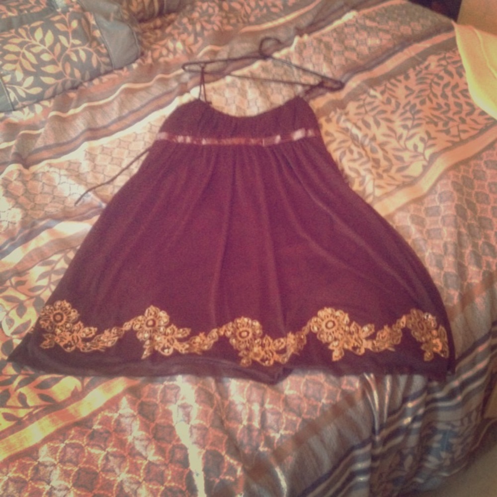 Brown dress with gold sequin