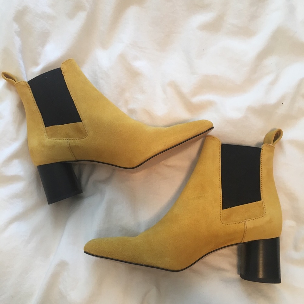 Mustard yellow Zara ankle boot