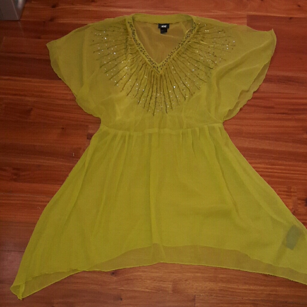 BNWOT H&M Shear Dress with beading !👀Look!!