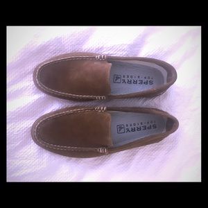 Men's brand new suede sperry boat shoes