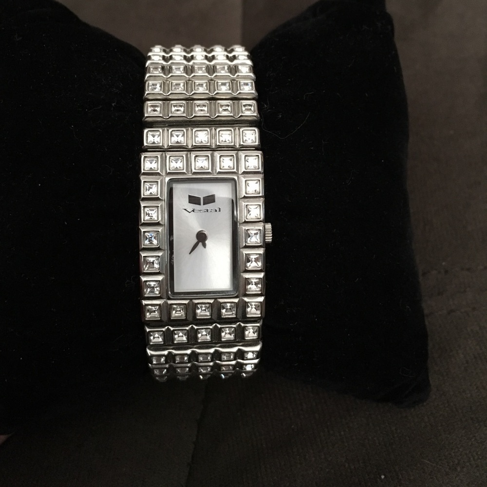 Vestal watch