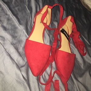 Red Express Flats