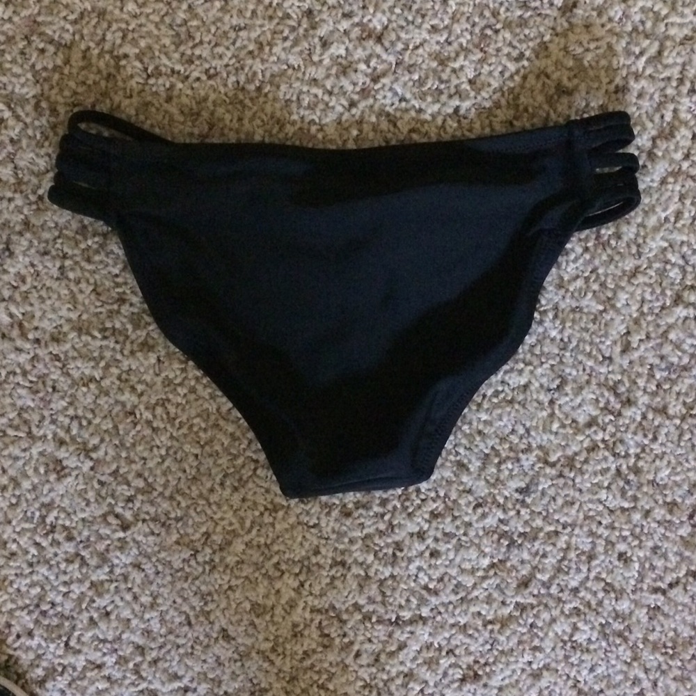 Women's black Xhilaration swimsuit Bottoms Small