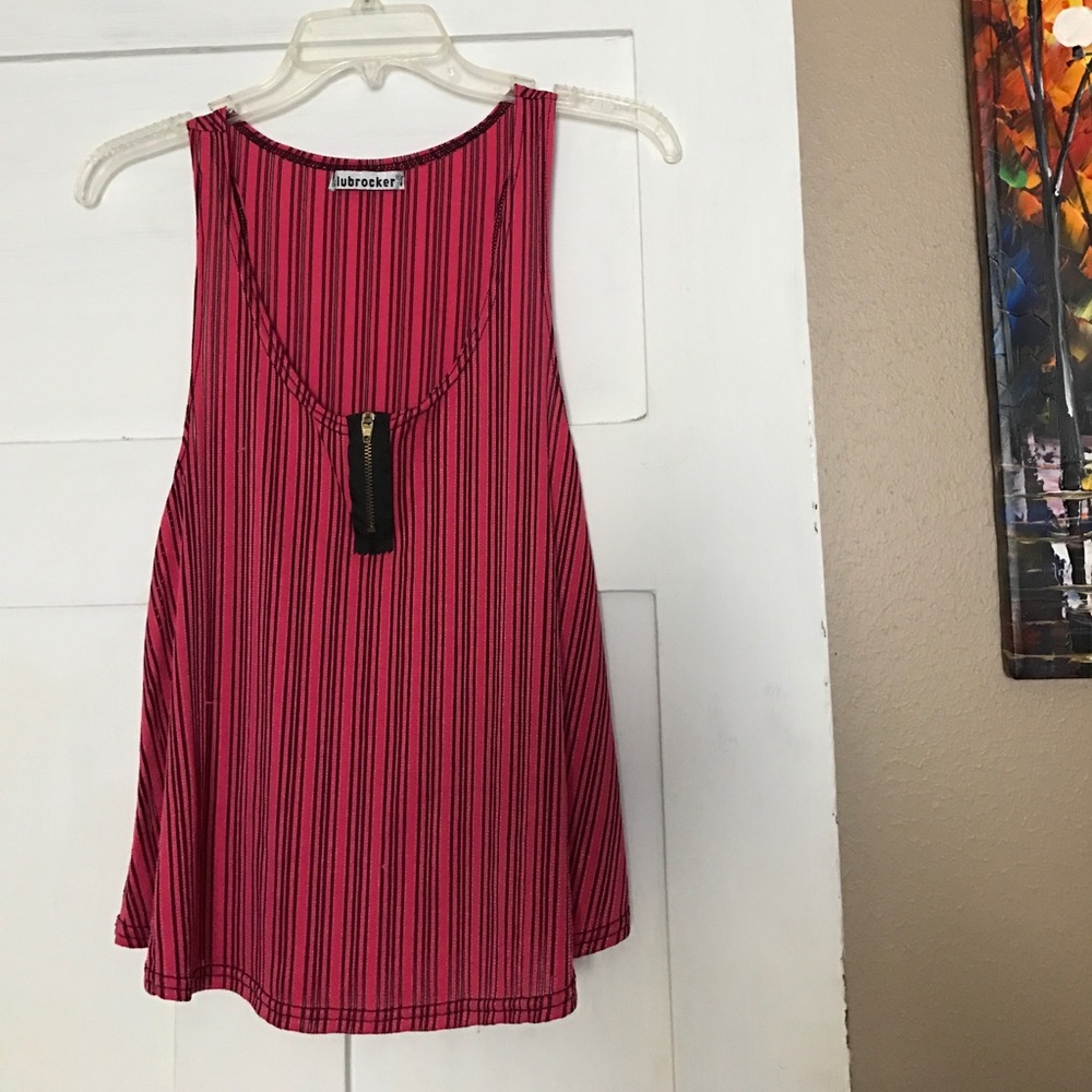 🌼Hot Pink zipper tank top with semi sheer accents