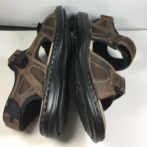 Fox Ridge Walking Sandals