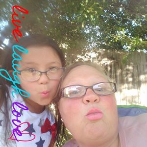 Meet your Posher, Shari