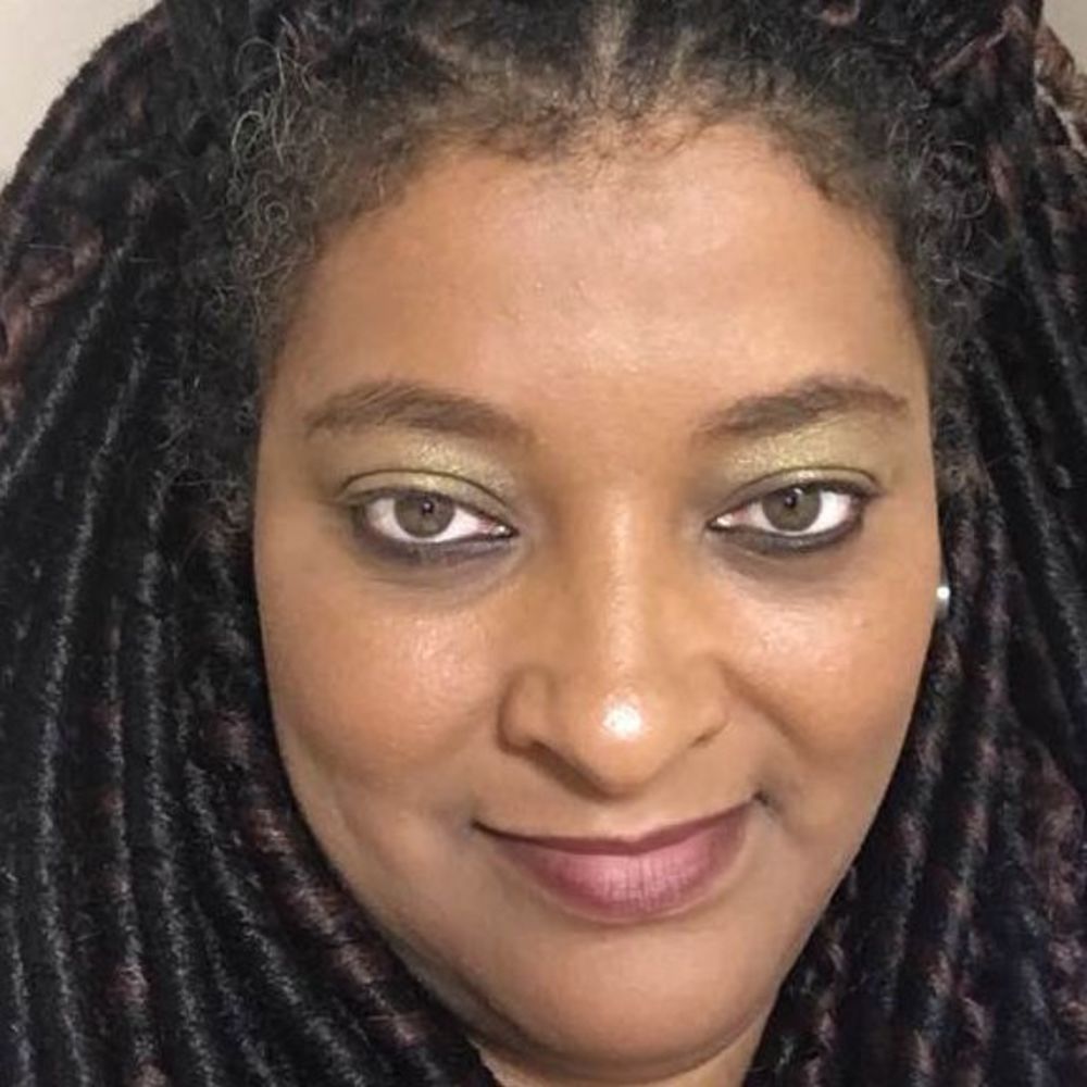 Meet your Posher, Tomeka